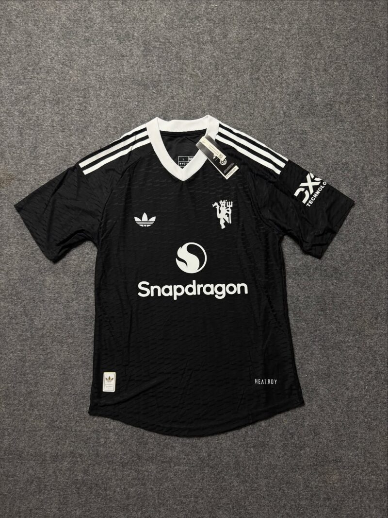 Manchester united GK’s jersey